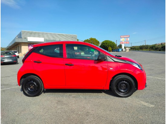 2021 Toyota AYGO x