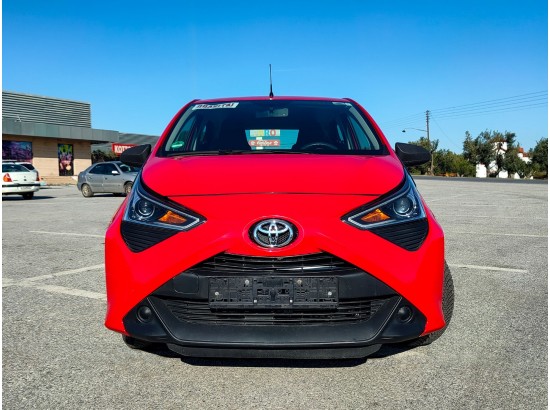 2021 Toyota AYGO x