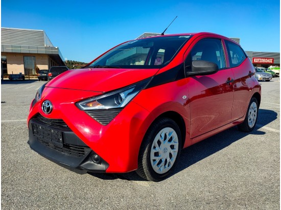 2021 Toyota AYGO x