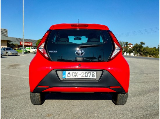 2021 Toyota AYGO x