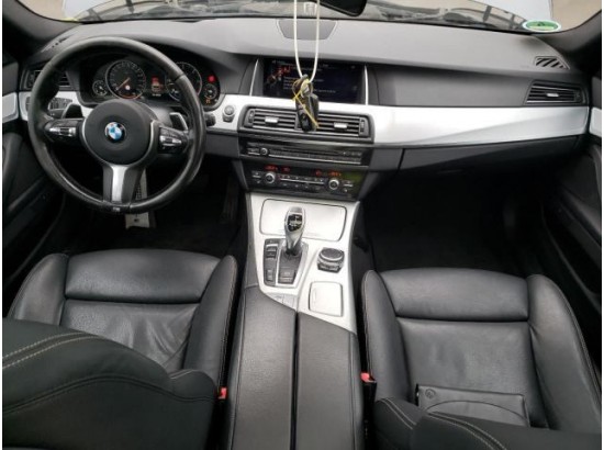 2015 BMW 5er Touring 530d xDrive