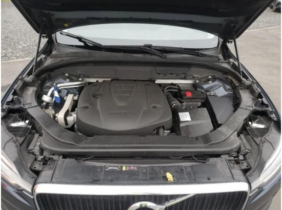 2020 Volvo XC60 Momentum Pro 2WD