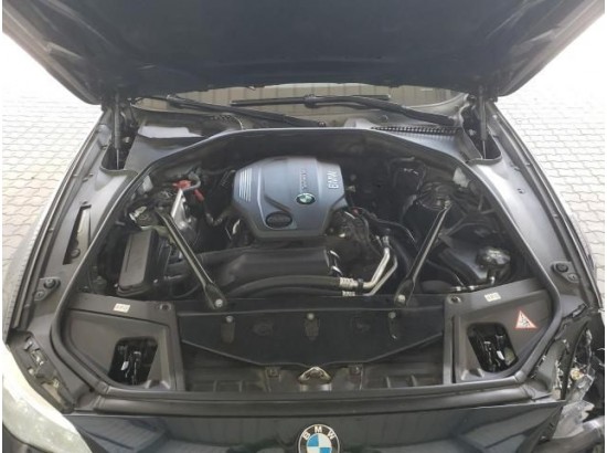 2015 BMW 5er Touring 520d