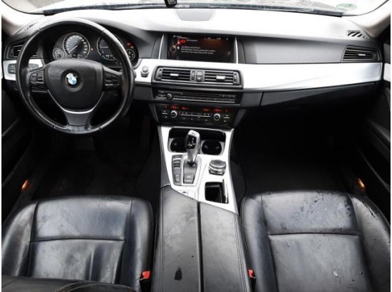 2015 BMW 5er Touring 520d xDrive