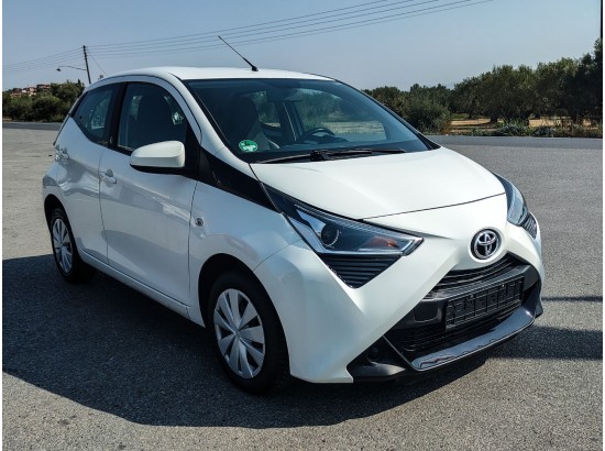 2020 Toyota AYGO x-play Team D