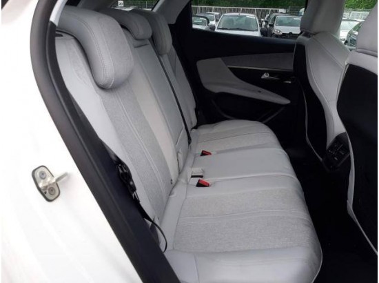 2019 Peugeot 3008 Allure 2019 Peugeot 3008 Allure
