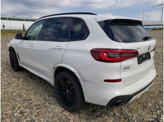 2020 BMW X5 xDrive 45 e M Sport