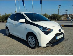 2021 Toyota AYGO x-play