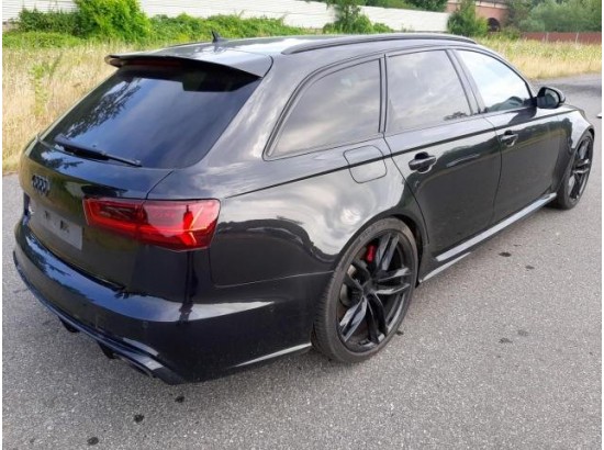 2015 Audi RS 6 Avant 4.0 TFSI quattro