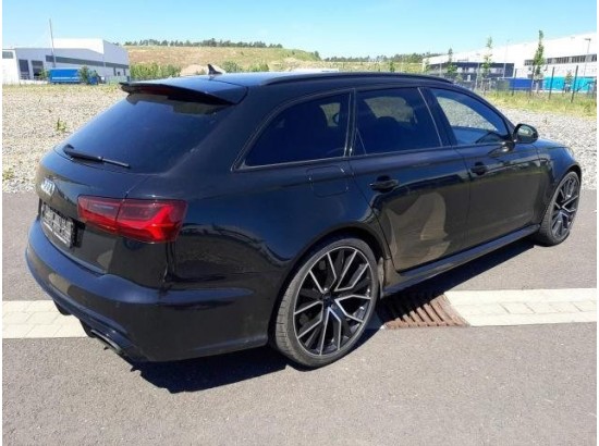 2017 Audi RS 6 Avant 4.0 TFSI quattro performance