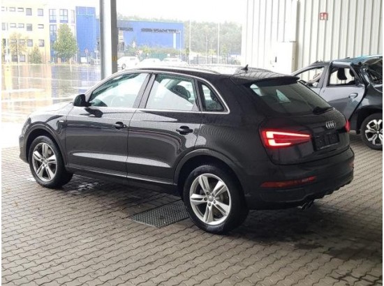 2016 Audi Q3 design