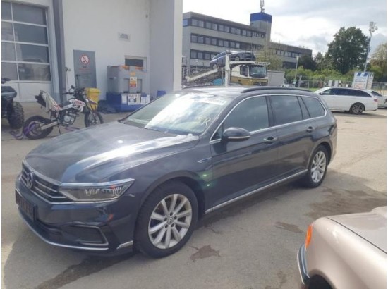 2020 Volkswagen Passat Variant GTE