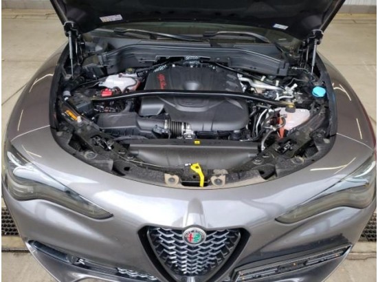 2024 Alfa Romeo Stelvio Sprint Q4