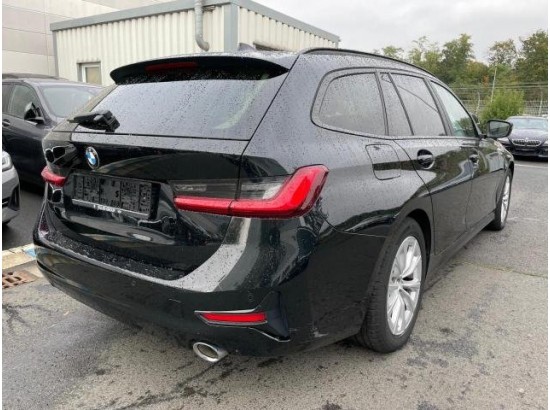 2020 BMW 3er Touring 320d Advantage