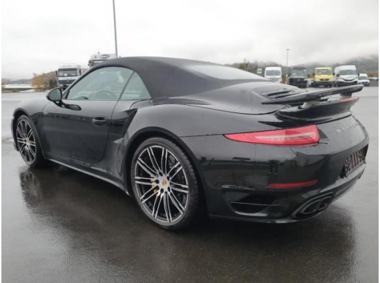 2015 Porsche 911 Turbo S Cabriolet