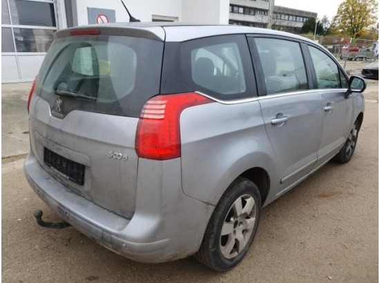 2016 Peugeot 5008