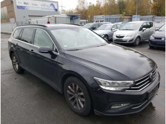 2023 Volkswagen Passat Variant Business