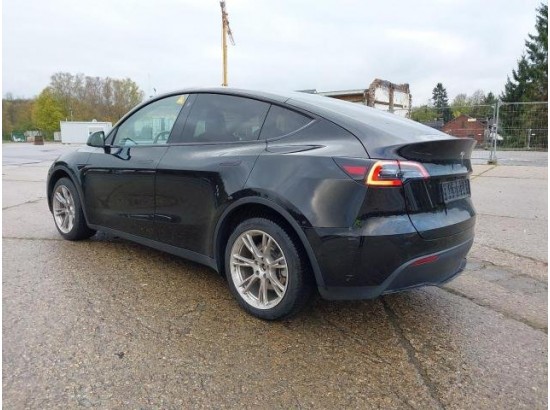 2022 Tesla Model Y AWD