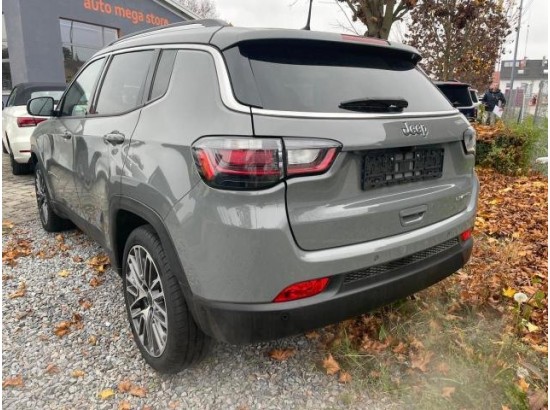 2022 Jeep Compass 80th Anniversary FWD