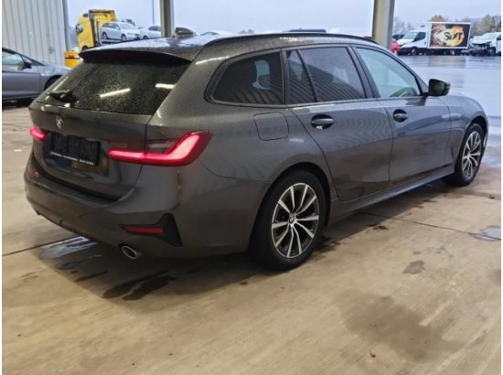 2022 BMW 3er Touring 318 d Advantage