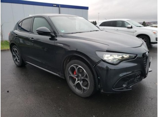 2024 Alfa Romeo Stelvio Sprint Q4