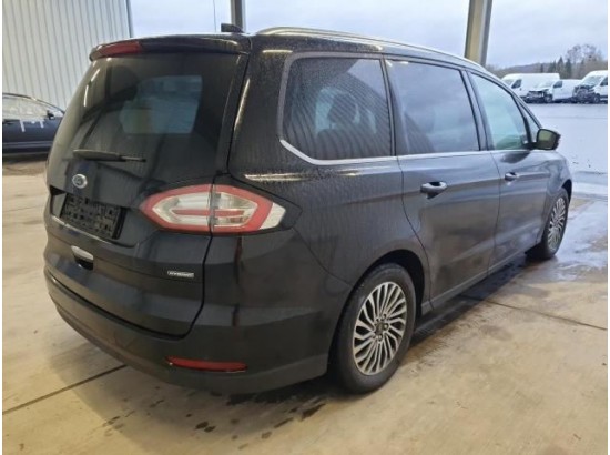 2021 Ford Galaxy Hybrid Titanium