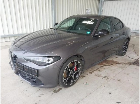 2024 Alfa Romeo Giulia Sprint Q4