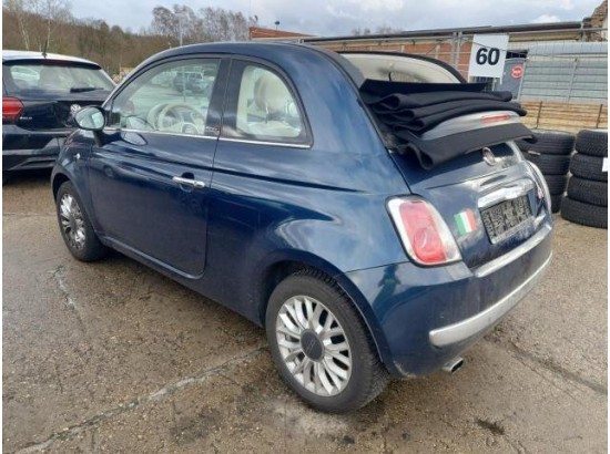 2015 FIAT 500 Lounge