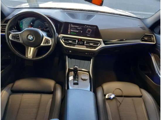 2021 BMW 3er Touring 320d Advantage