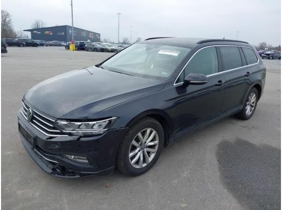 2023 Volkswagen Passat Variant Business