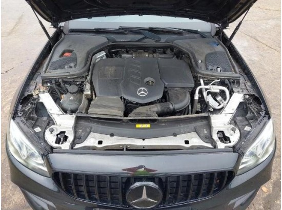 2016 Mercedes-Benz E -Klasse Lim. E 220 d 2016 Mercedes-Benz E -Klasse Lim. E 220 d
