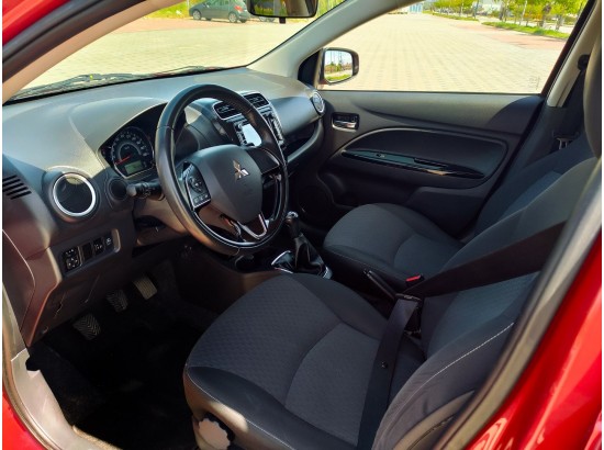 2017 Mitsubishi Space Star 2017 Mitsubishi Space Star