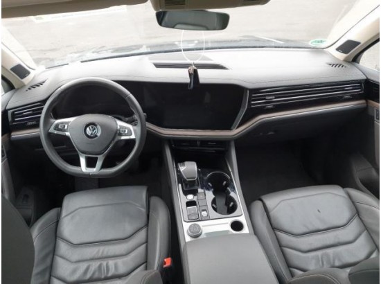2020 Volkswagen Touareg Atmosphere 4Motion 2020 Volkswagen Touareg Atmosphere 4Motion