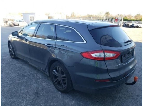 2015 Ford Mondeo Turnier Titanium 2015 Ford Mondeo Turnier Titanium