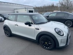 2021 Mini Mini Cooper SE Classic Trim