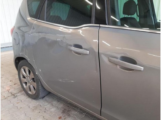 2015 Opel Meriva B Innovation 2015 Opel Meriva B Innovation