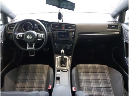 2016 Volkswagen Golf VII Lim. GTD BMT 2016 Volkswagen Golf VII Lim. GTD BMT