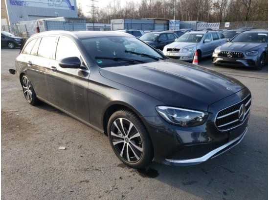 2022 Mercedes-Benz E -Klasse T-Modell E 300 de 2022 Mercedes-Benz E -Klasse T-Modell E 300 de