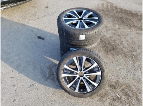 2022 Mercedes-Benz E -Klasse T-Modell E 300 de 2022 Mercedes-Benz E -Klasse T-Modell E 300 de