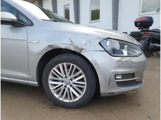 2015 Volkswagen Golf VII Lim. Cup BMT 2015 Volkswagen Golf VII Lim. Cup BMT