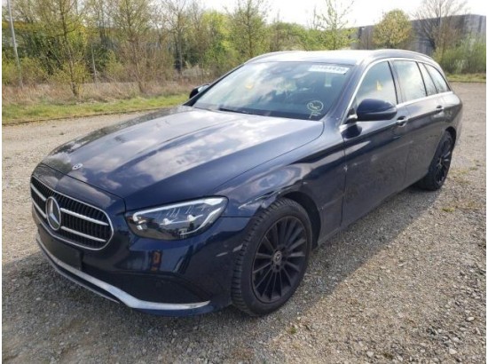2022 Mercedes-Benz E -Klasse T-Modell E 300 e 2022 Mercedes-Benz E -Klasse T-Modell E 300 e