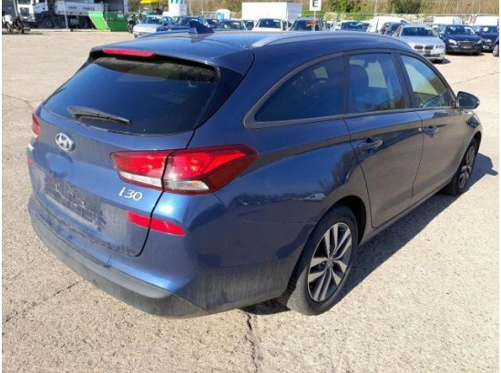 2018 Hyundai i30 cw Family + 2018 Hyundai i30 cw Family +