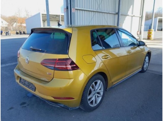 2017 Volkswagen Golf VII Lim. Comfortline BMT/Start-Stopp 2017 Volkswagen Golf VII Lim. Comfortline BMT/Start-Stopp