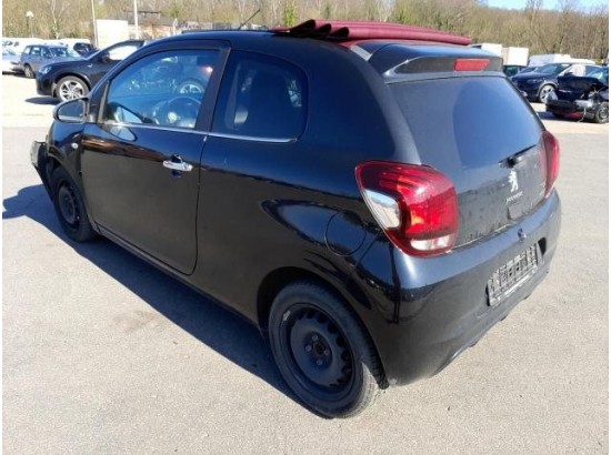 2016 Peugeot 108 TOP Allure 2016 Peugeot 108 TOP Allure