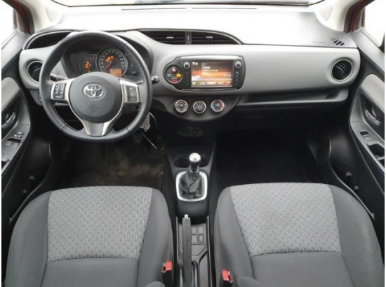 2015 Toyota Yaris Comfort 2015 Toyota Yaris Comfort
