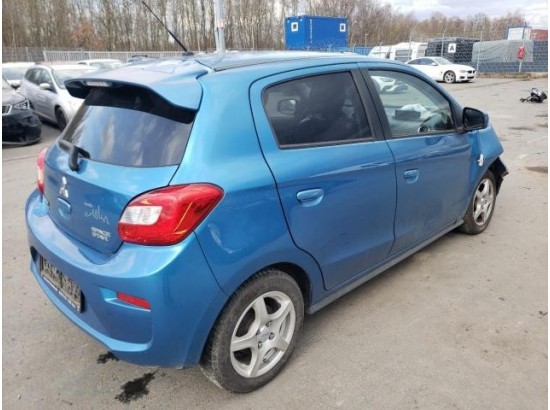 2018 Mitsubishi Space Star Edition 100+ 2018 Mitsubishi Space Star Edition 100+