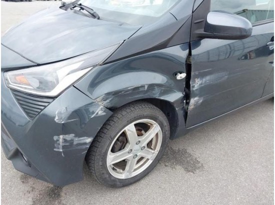 2018 Toyota AYGO x-play connect 2018 Toyota AYGO x-play connect
