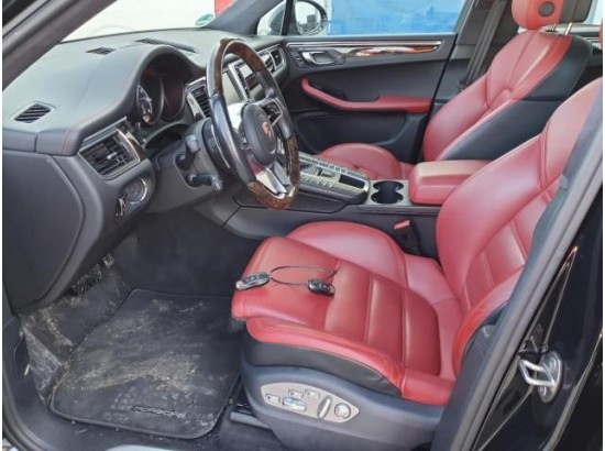 2015 Porsche Macan Turbo 2015 Porsche Macan Turbo