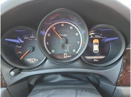 2015 Porsche Macan Turbo 2015 Porsche Macan Turbo