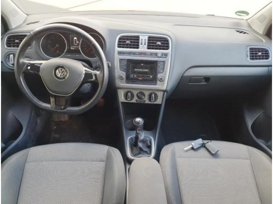 2016 Volkswagen Polo V Highline BMT/Start-Stopp 2016 Volkswagen Polo V Highline BMT/Start-Stopp